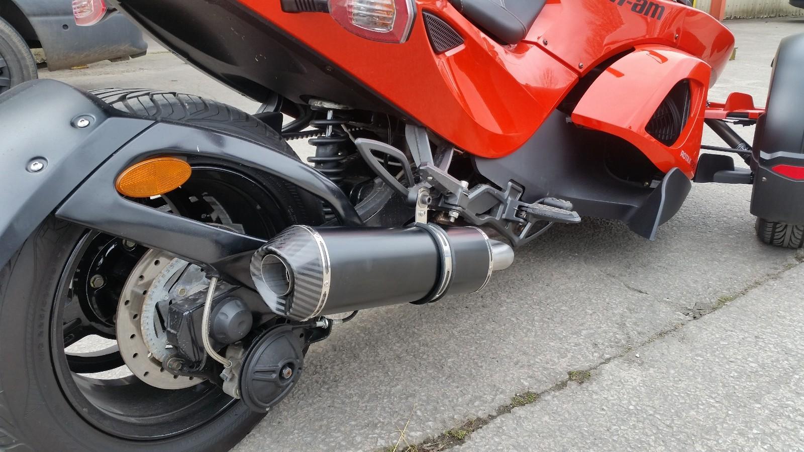 BRP Can-Am Spyder Roadster Stainless black oval Carbon outlet ROAD LEGAL Exhaust