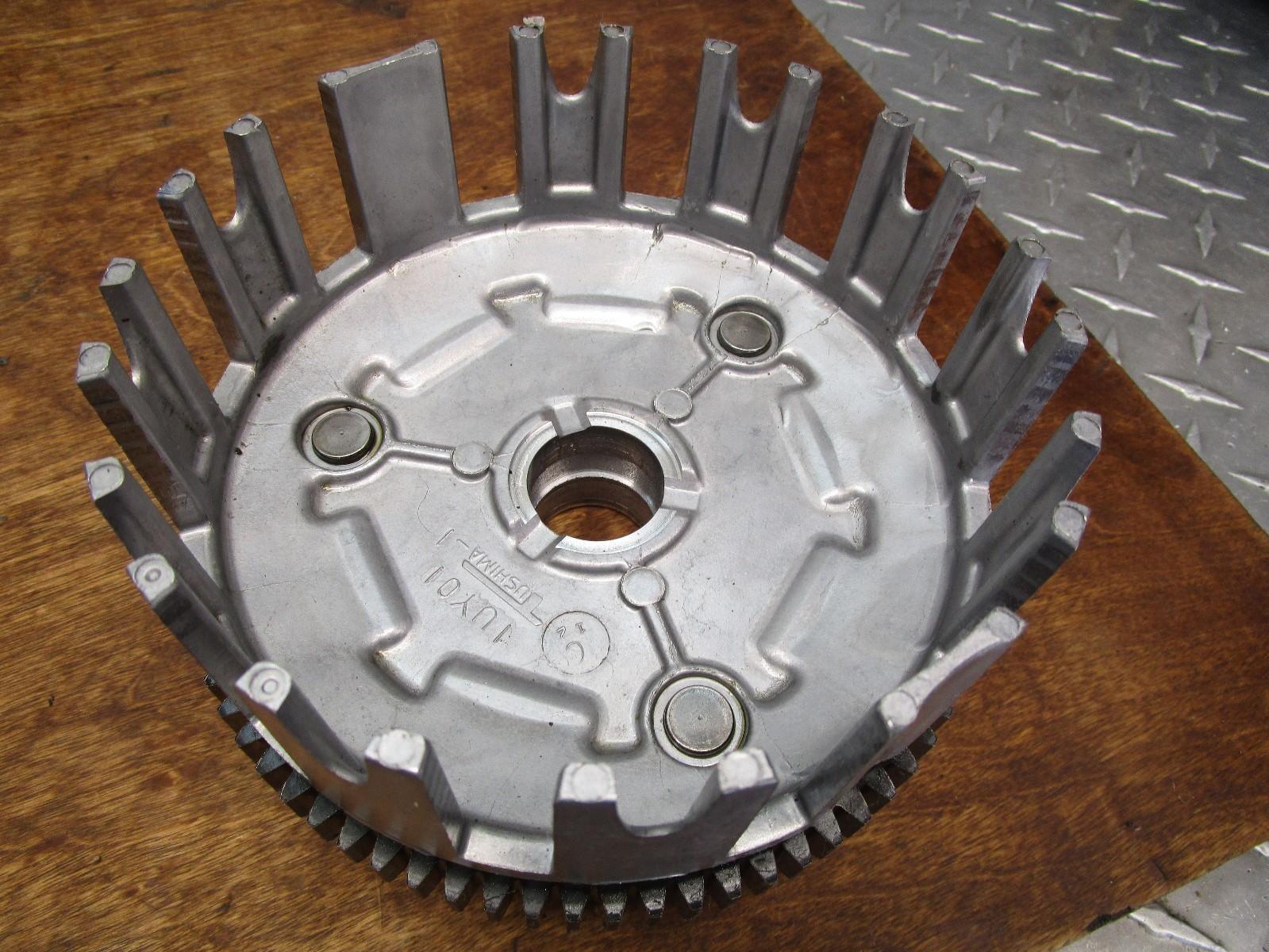 350 WARRIOR YAMAHA QUAD 2001 CLUTCH BASKET HAS NORMAL MINOR WEAR MARKS IS USABLE