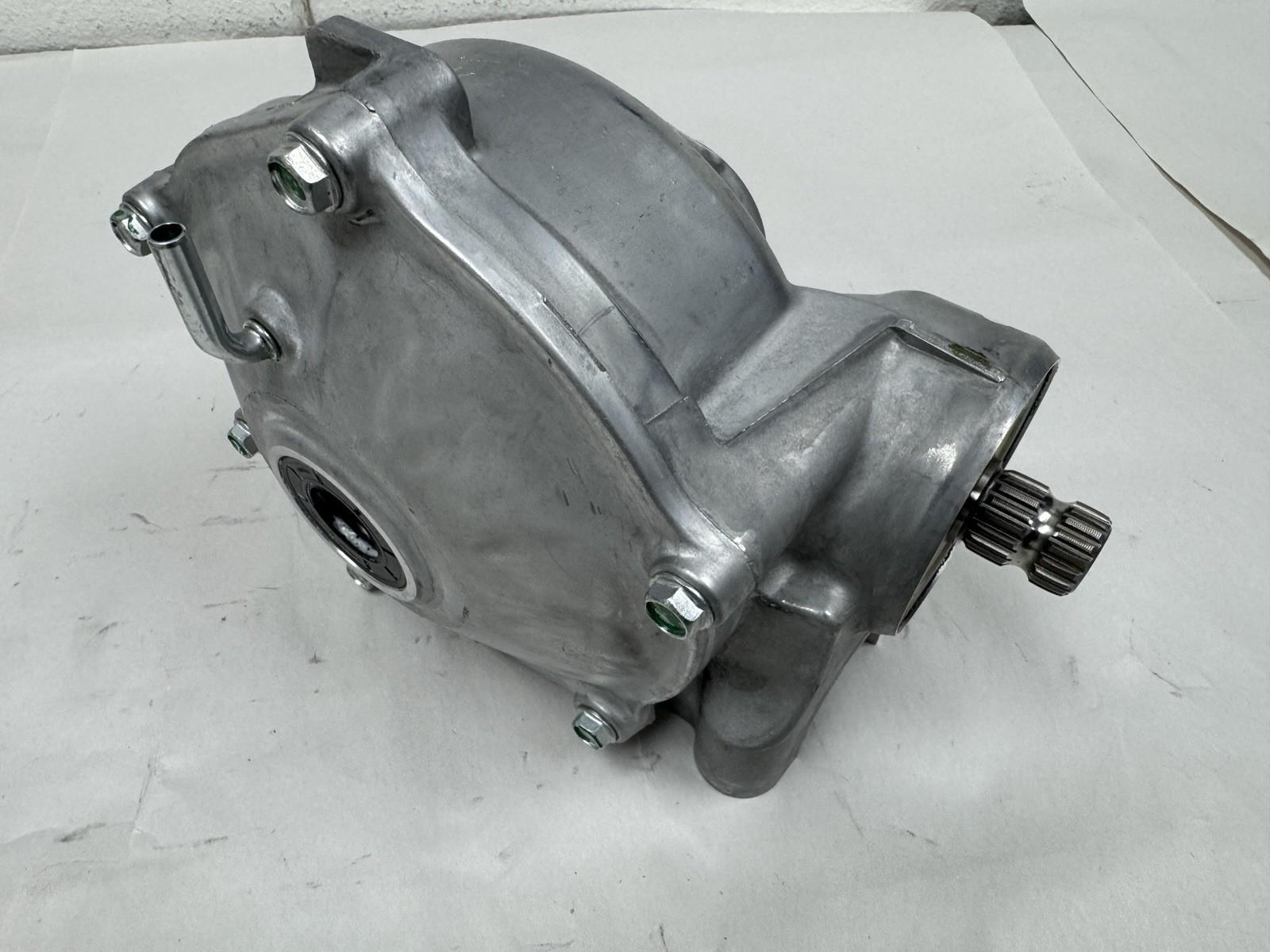 Can Am Maverick X3 commander defender Visco Front diff Differential 705403894