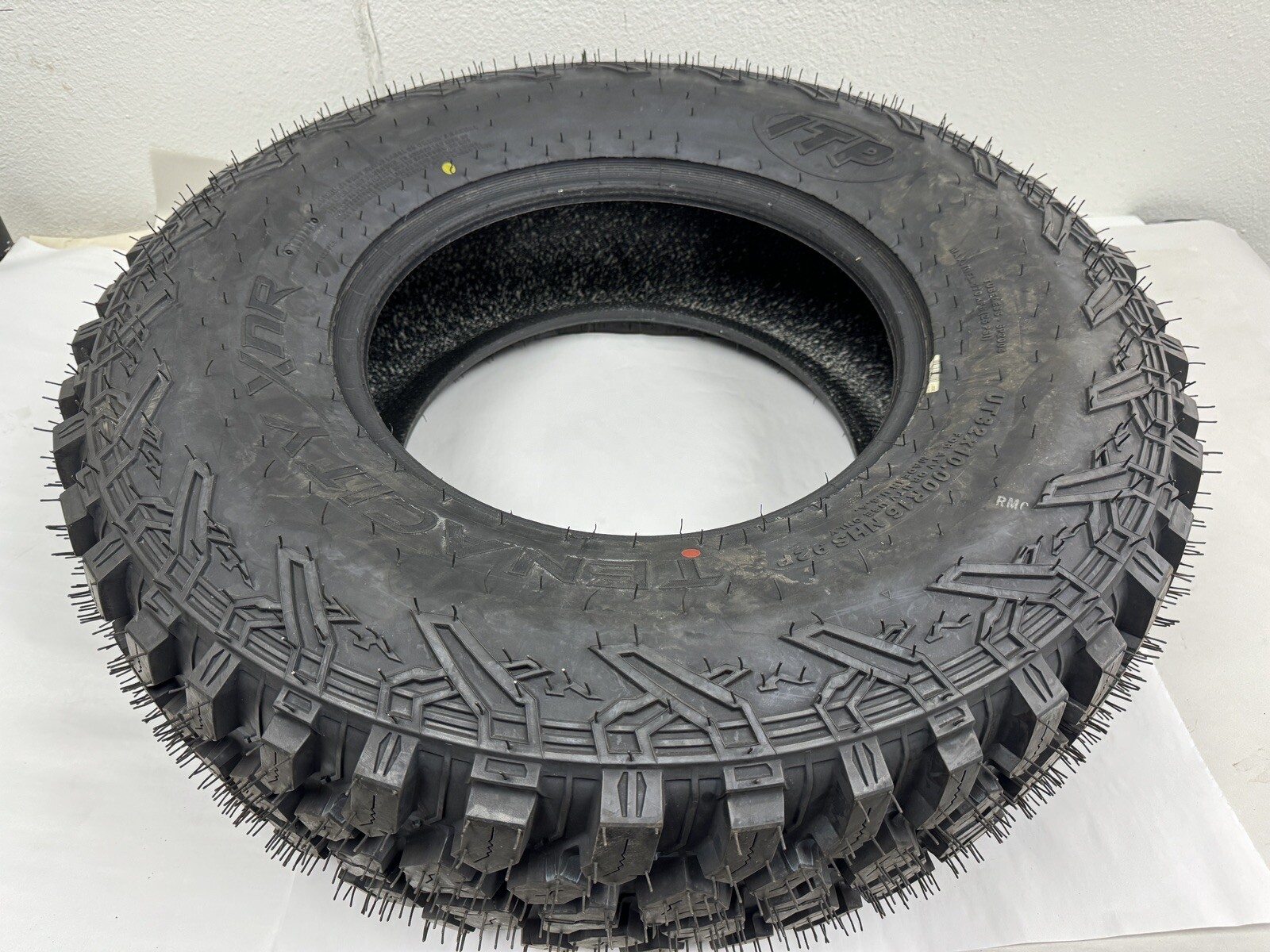 CAN AM MAVERICK R TIRE 32x10x16 ITP TENACITY XNR 0 MILES GREAT SHAPE (1) 2024-26