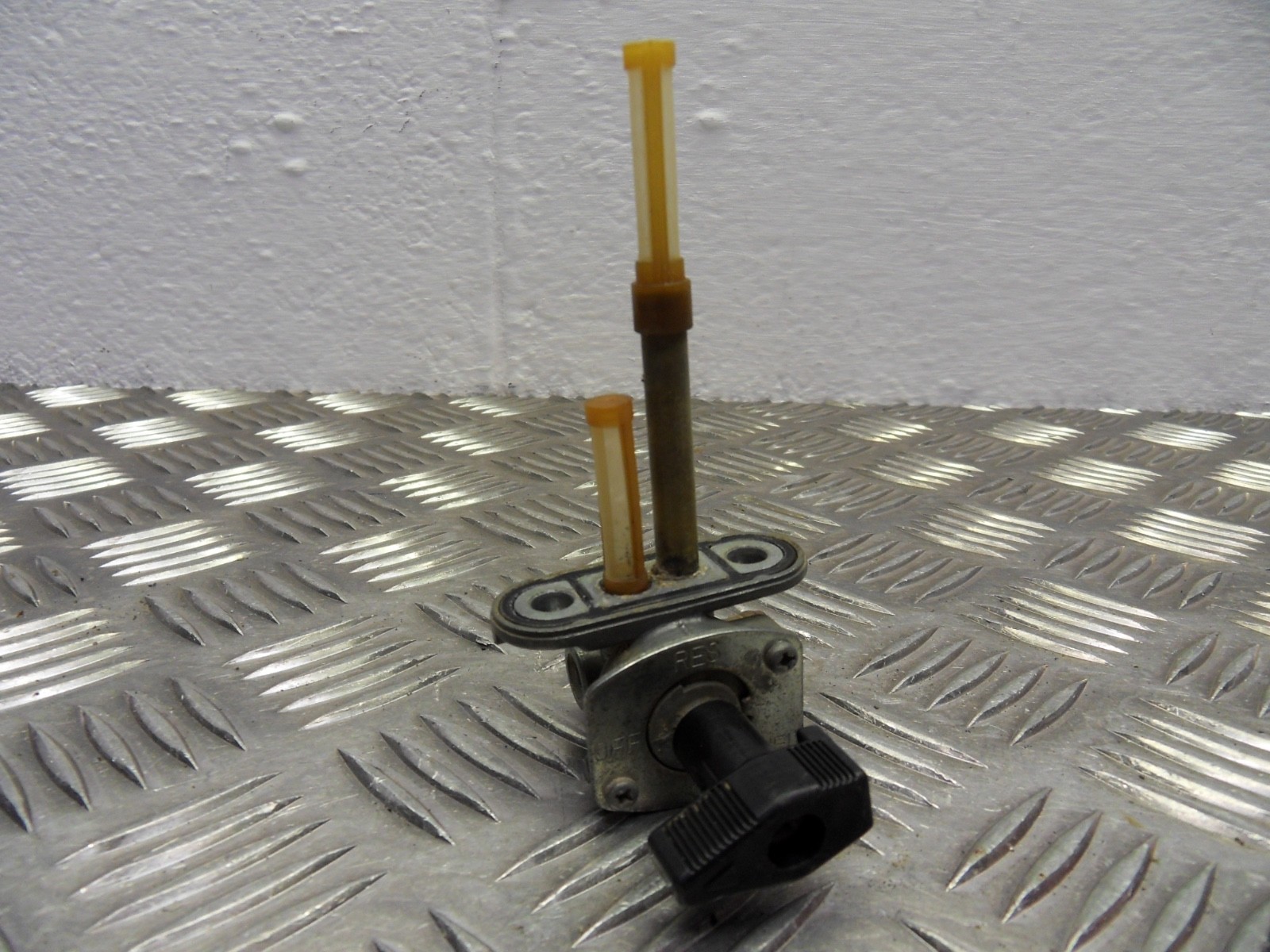 Genuine Yamaha YFZ 450 Raptor Quad Petrol fuel tank stop tap 2004 to 2013