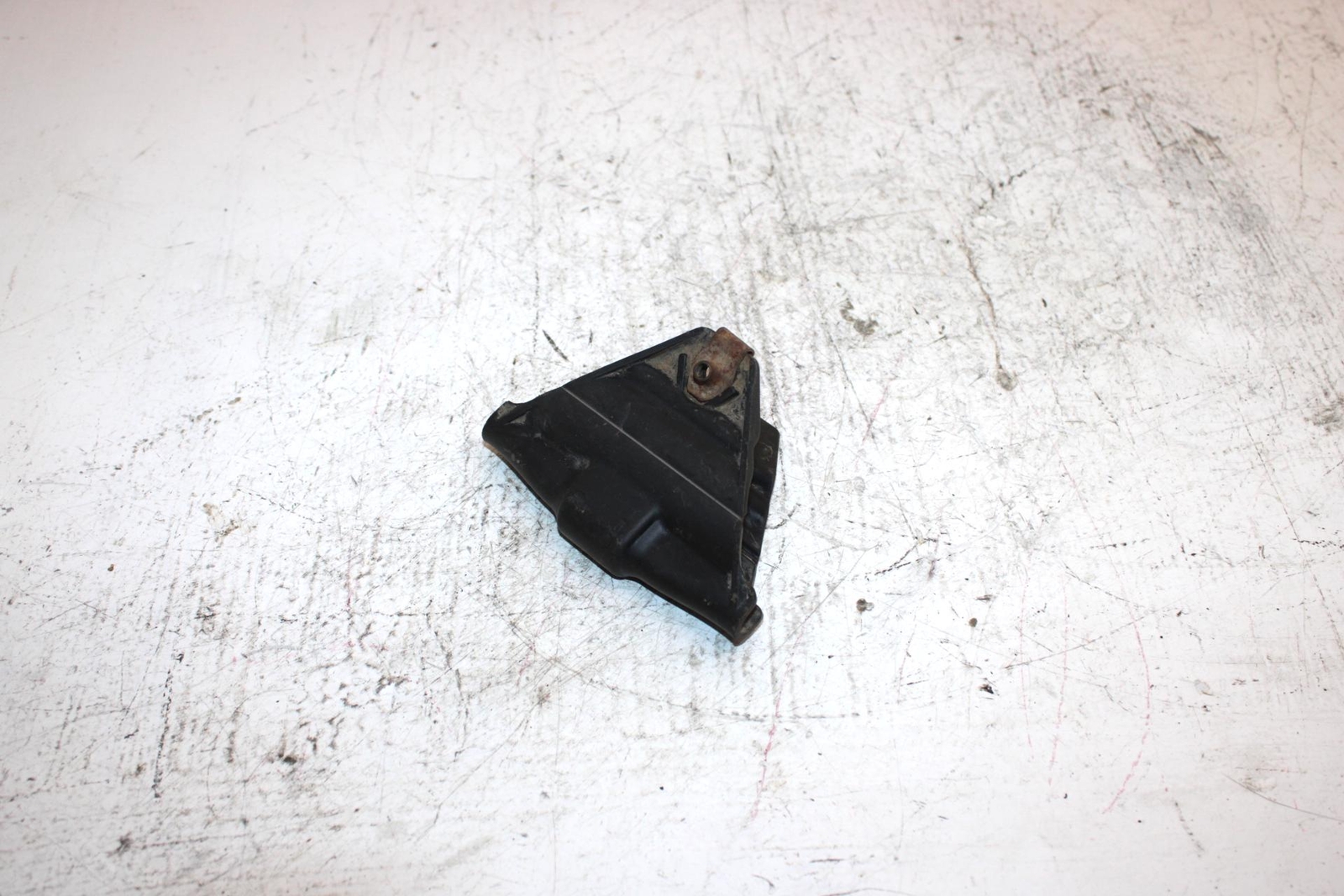 2019 Can-am Outlander 570 Oem Front Brake Protector 705601893 AB9